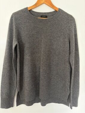 Halogen 100% Cashmere Gray Crewneck Sweater Women’s Size L Soft Luxury Knit